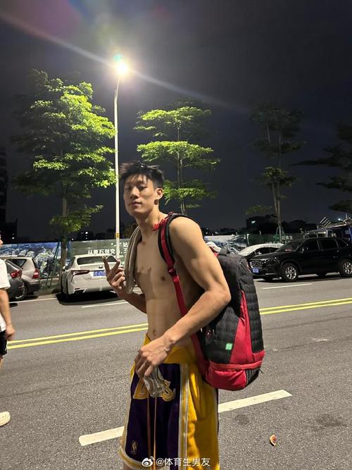 我的两个体育生男友一炎,我的两个体育生男友一炎子涛全文免费阅读